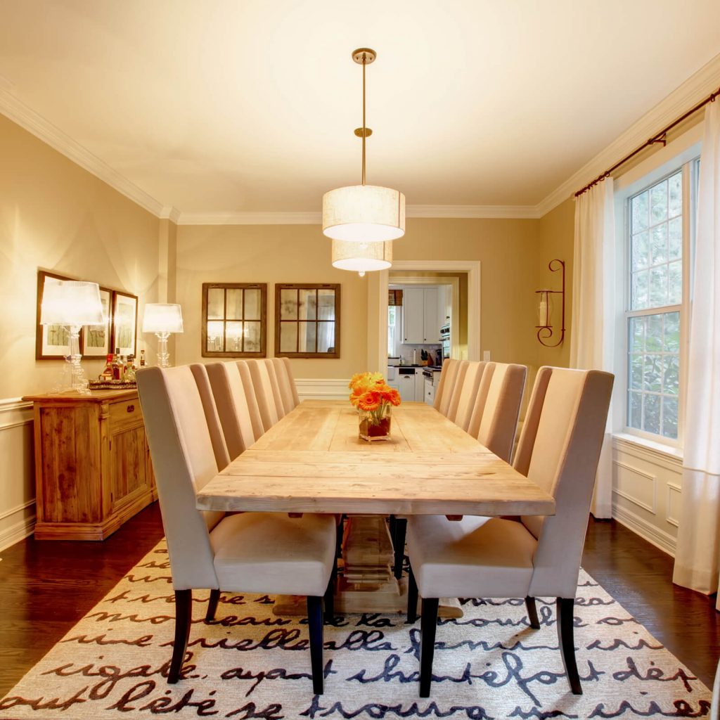 Choosing the Best Rug for Your Dining Room | Carpet Advantage